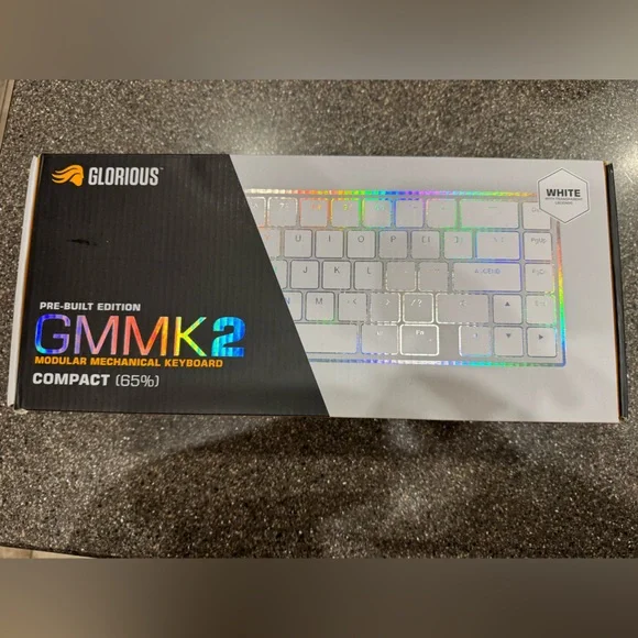 Glorious Gaming GMMK 2-65 Percent Keyboard - Picture 8 of 13
